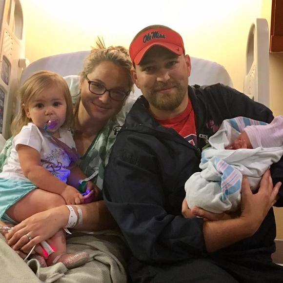 Meet your Posher, Lori - Picture 1 of 1